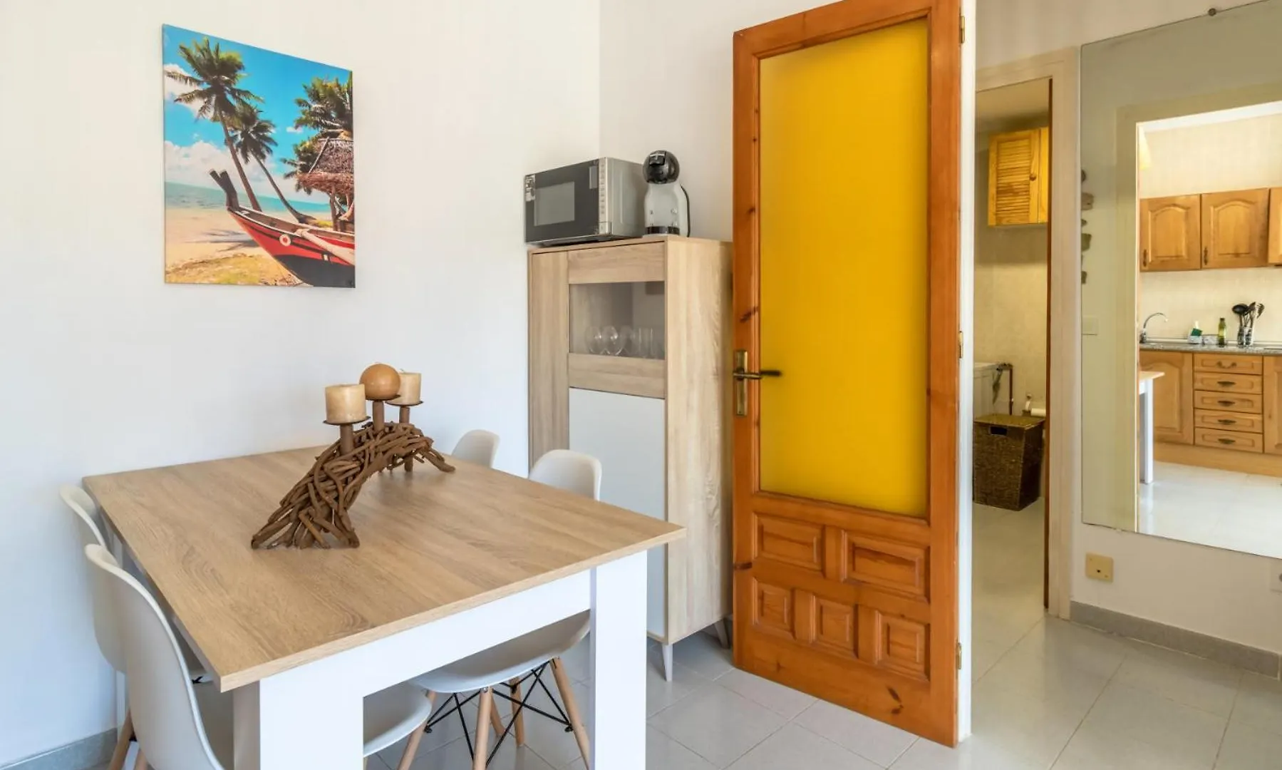 Grifeu 18 Apartamento Con Terraza Y Vistas Llanca Spain