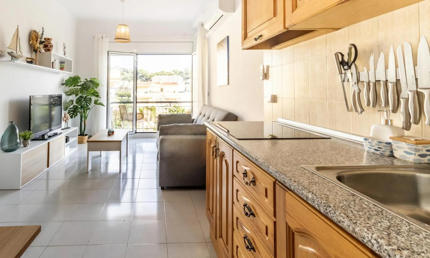 Grifeu 18 Apartamento Con Terraza Y Vistas Llanca 0*,  Spain